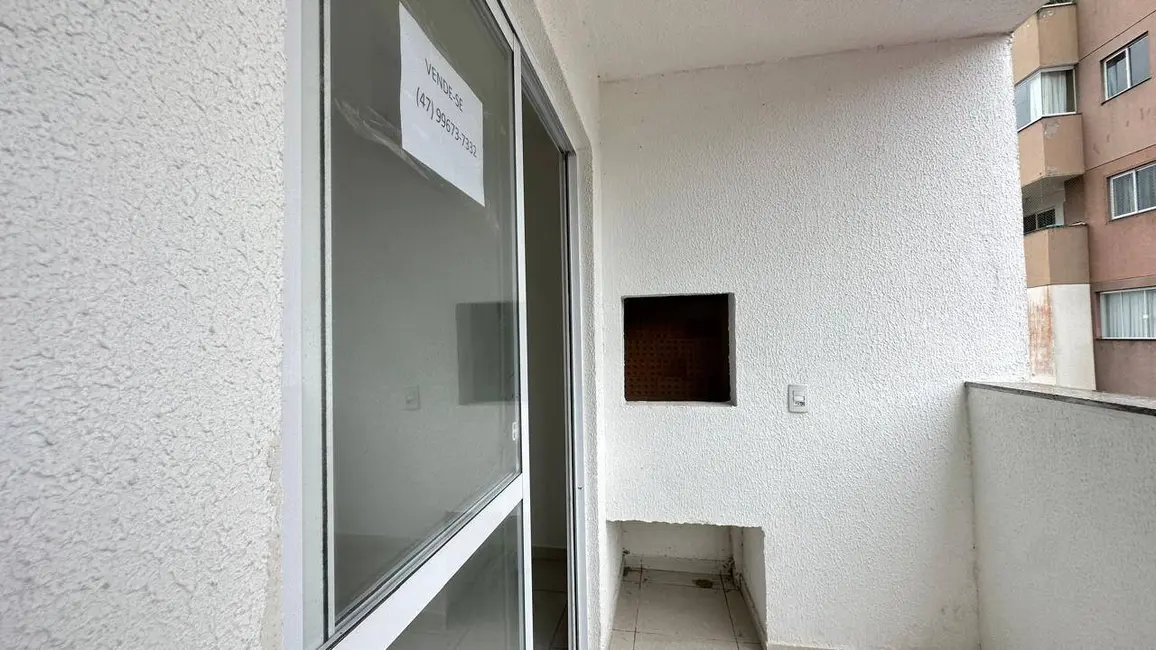 Foto 8 de Apartamento com 2 quartos à venda, 60m2 em Itapema - SC