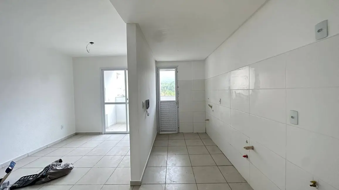 Foto 6 de Apartamento com 2 quartos à venda, 60m2 em Itapema - SC