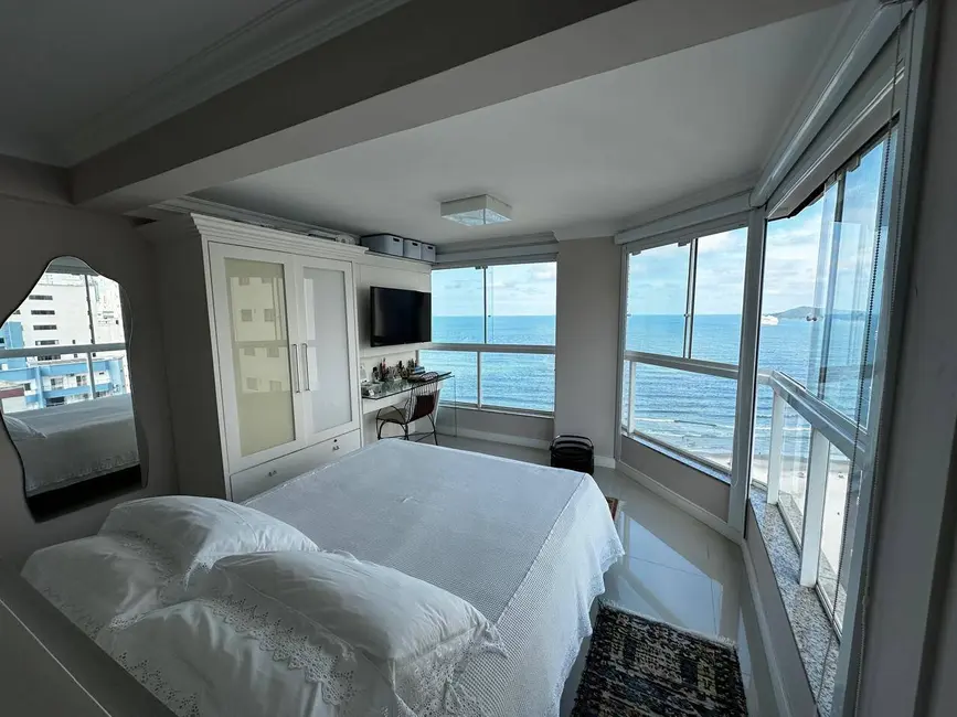 Foto 9 de Apartamento com 2 quartos à venda, 64m2 em Itapema - SC