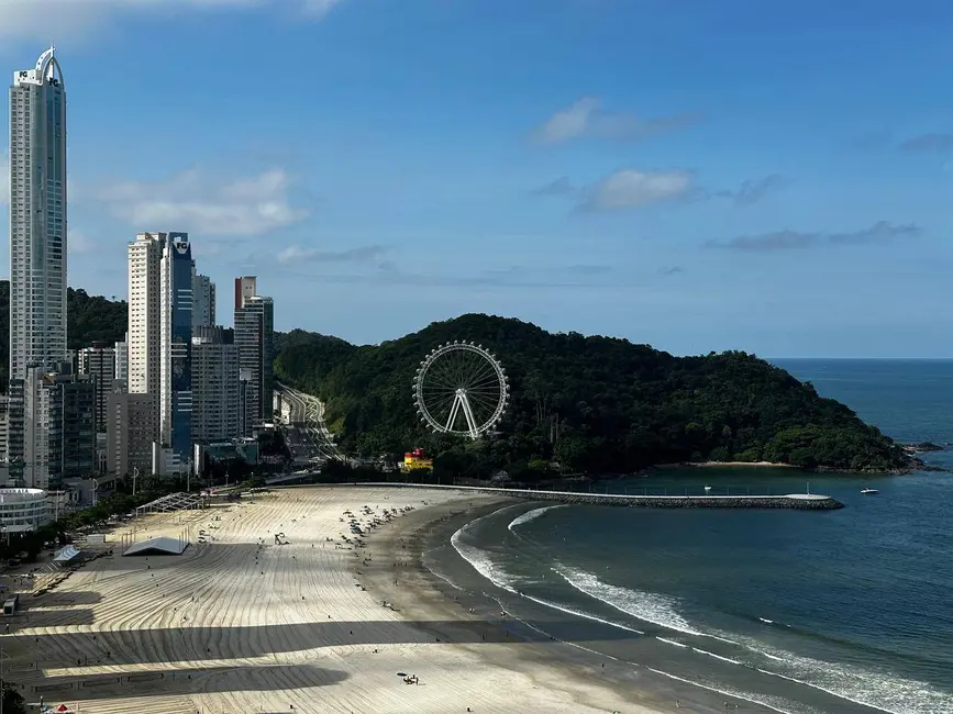 Foto 1 de Apartamento com 2 quartos à venda, 64m2 em Itapema - SC