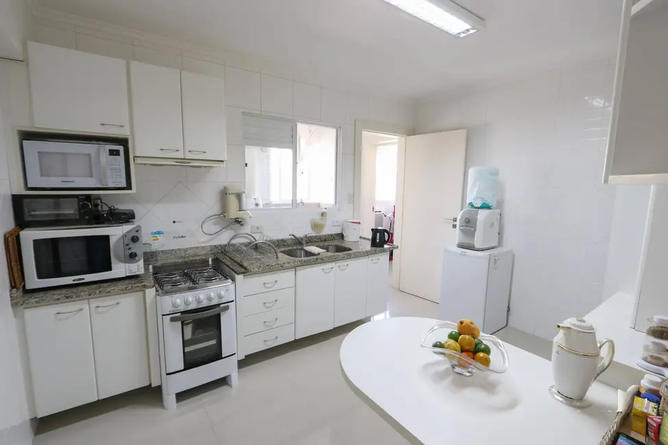 Foto 5 de Apartamento com 2 quartos à venda, 64m2 em Itapema - SC