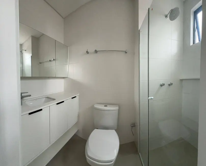 Foto 2 de Apartamento com 2 quartos à venda, 74m2 em Camboriu - SC