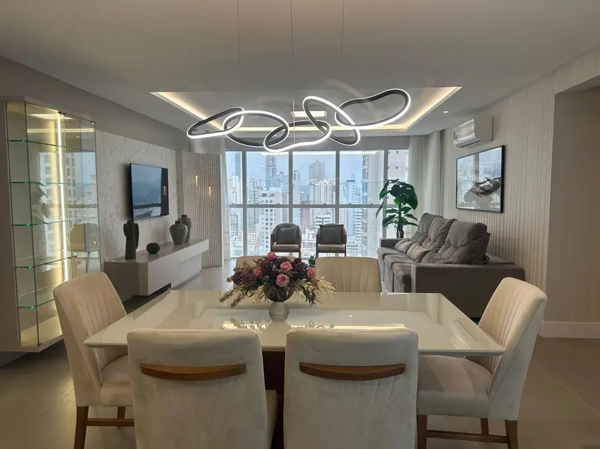 Apartamento com 4 quartos à venda, 400m2 em Centro, Balneario Camboriu - SC - imagem 7 Foto 7 de Apartamento com 4 quartos à venda, 400m2 em Centro, Balneario Camboriu - SC