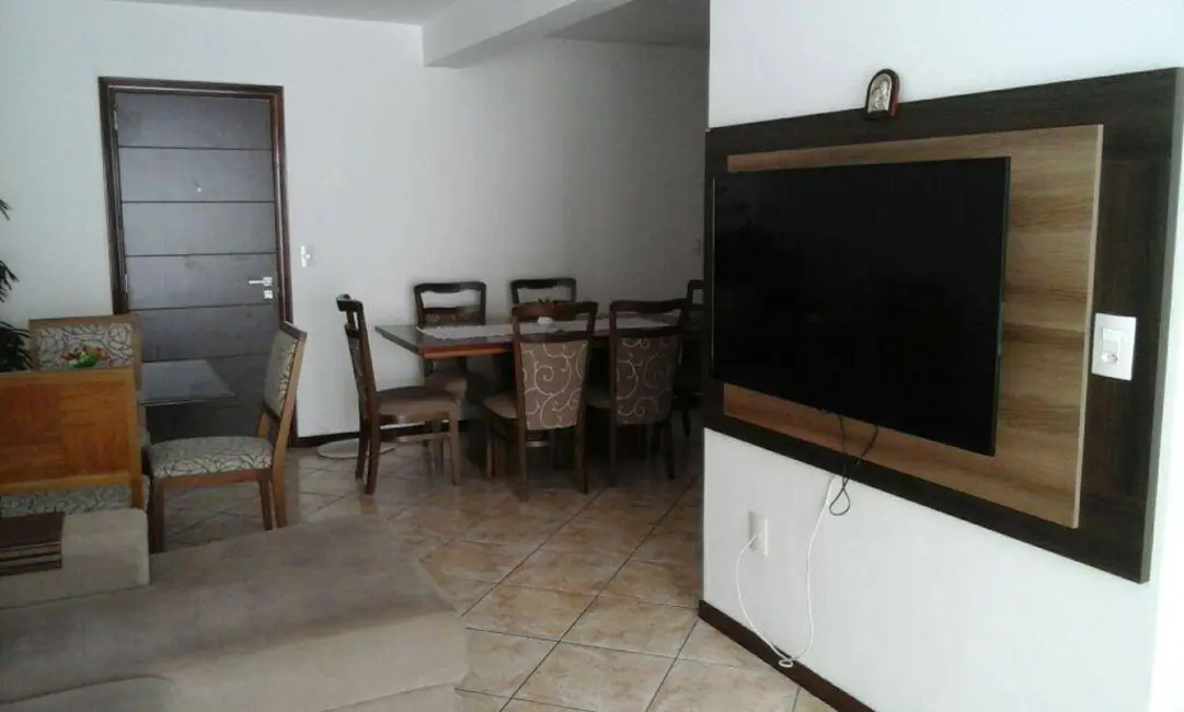Apartamento com 2 quartos à venda e para alugar, 100m2 em Centro, Balneario Camboriu - SC - imagem 6 Foto 6 de Apartamento com 2 quartos à venda e para alugar, 100m2 em Centro, Balneario Camboriu - SC