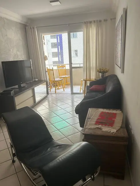 Apartamento com 3 quartos à venda e para alugar, 120m2 em Centro, Balneario Camboriu - SC - imagem 4 Foto 4 de Apartamento com 3 quartos à venda e para alugar, 120m2 em Centro, Balneario Camboriu - SC