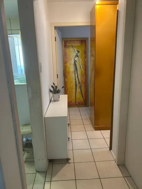 Apartamento com 3 quartos à venda e para alugar, 120m2 em Centro, Balneario Camboriu - SC - imagem 9 Foto 9 de Apartamento com 3 quartos à venda e para alugar, 120m2 em Centro, Balneario Camboriu - SC