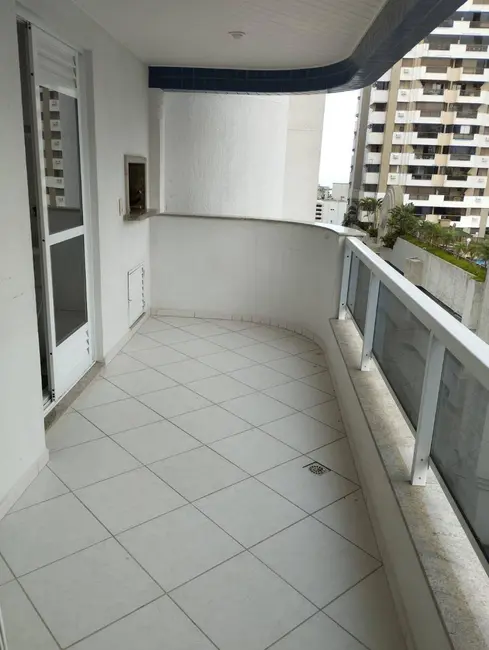 Apartamento com 3 quartos à venda e para alugar, 110m2 em Centro, Balneario Camboriu - SC - imagem 2 Foto 2 de Apartamento com 3 quartos à venda e para alugar, 110m2 em Centro, Balneario Camboriu - SC