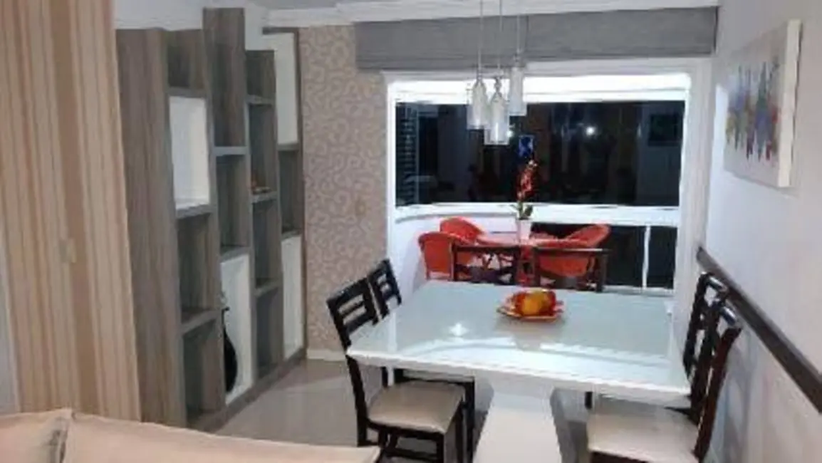 Apartamento com 3 quartos à venda e para alugar, 110m2 em Centro, Balneario Camboriu - SC - imagem 4 Foto 4 de Apartamento com 3 quartos à venda e para alugar, 110m2 em Centro, Balneario Camboriu - SC