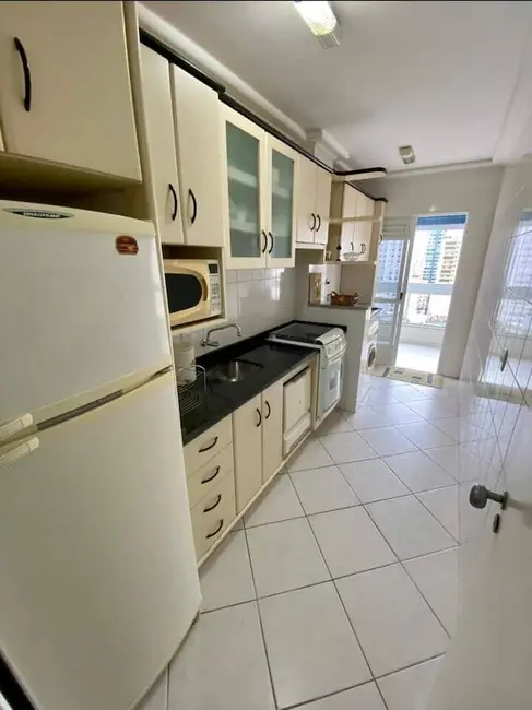 Apartamento com 3 quartos à venda e para alugar, 105m2 em Centro, Balneario Camboriu - SC - imagem 4 Foto 4 de Apartamento com 3 quartos à venda e para alugar, 105m2 em Centro, Balneario Camboriu - SC