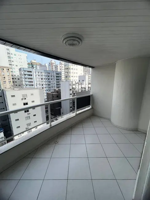 Foto 2 de Apartamento com 3 quartos para alugar, 128m2 em Centro, Balneario Camboriu - SC