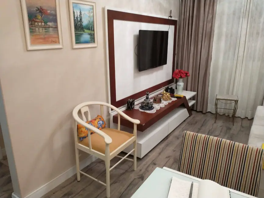 Apartamento com 1 quarto à venda e para alugar, 50m2 em Centro, Balneario Camboriu - SC - imagem 2 Foto 2 de Apartamento com 1 quarto à venda e para alugar, 50m2 em Centro, Balneario Camboriu - SC
