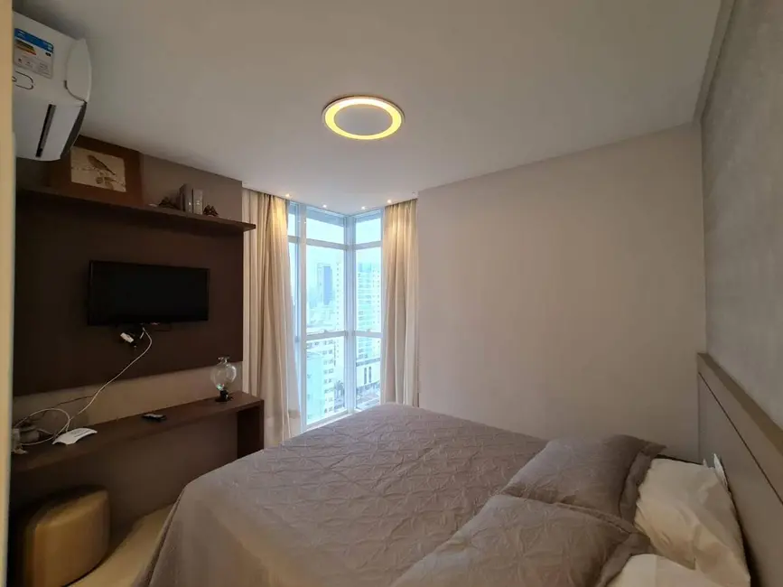 Apartamento com 3 quartos à venda e para alugar, 100m2 em Centro, Balneario Camboriu - SC - imagem 2 Foto 2 de Apartamento com 3 quartos à venda e para alugar, 100m2 em Centro, Balneario Camboriu - SC