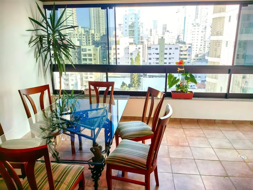 Foto 1 de Apartamento com 3 quartos à venda e para alugar, 120m2 em Centro, Balneario Camboriu - SC