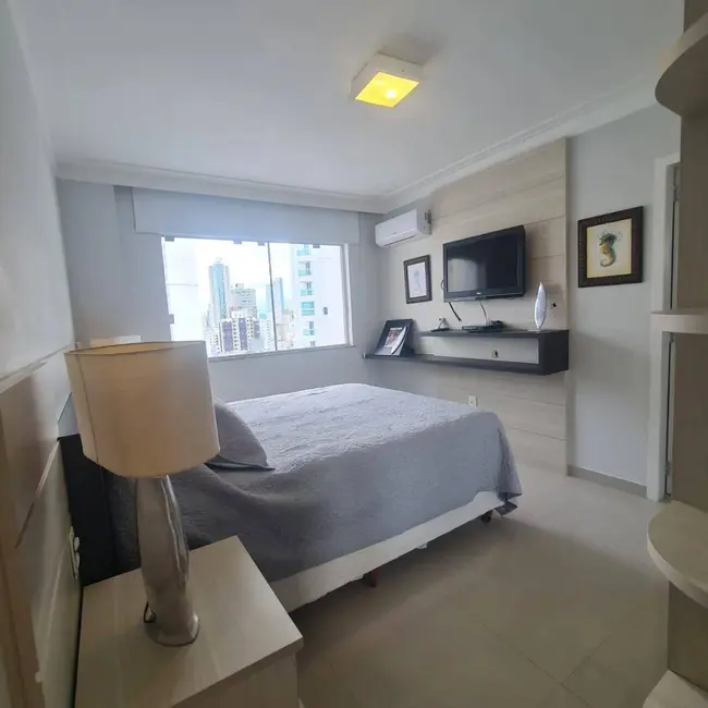 Apartamento com 5 quartos à venda e para alugar, 218m2 em Centro, Balneario Camboriu - SC - imagem 3 Foto 3 de Apartamento com 5 quartos à venda e para alugar, 218m2 em Centro, Balneario Camboriu - SC
