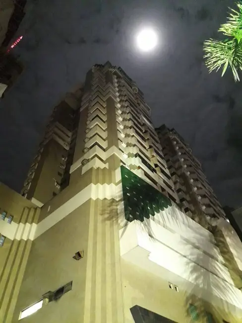 Apartamento com 3 quartos à venda e para alugar, 100m2 em Centro, Balneario Camboriu - SC - imagem 1 Foto 1 de Apartamento com 3 quartos à venda e para alugar, 100m2 em Centro, Balneario Camboriu - SC