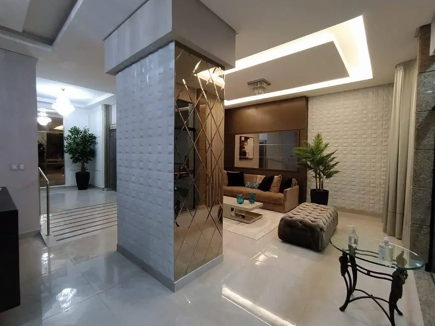Apartamento com 3 quartos à venda e para alugar, 100m2 em Centro, Balneario Camboriu - SC - imagem 2 Foto 2 de Apartamento com 3 quartos à venda e para alugar, 100m2 em Centro, Balneario Camboriu - SC