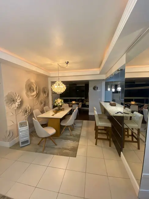 Foto 2 de Apartamento com 2 quartos para alugar, 90m2 em Pioneiros, Balneario Camboriu - SC