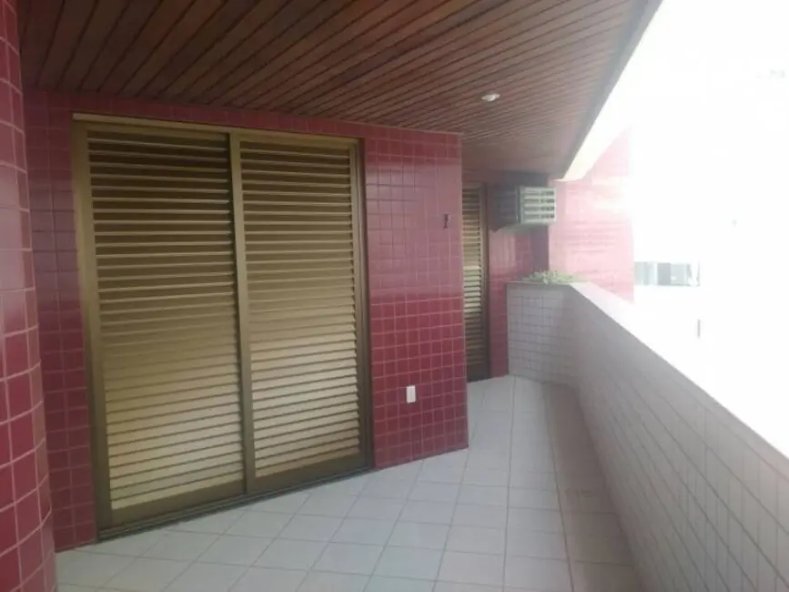 Foto 3 de Apartamento com 2 quartos para alugar, 102m2 em Centro, Balneario Camboriu - SC