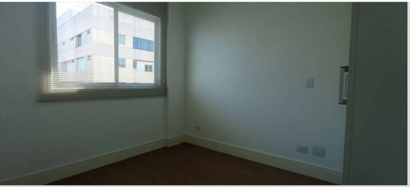 Foto 3 de Apartamento com 1 quarto à venda e para alugar, 38m2 em Centro, Curitiba - PR