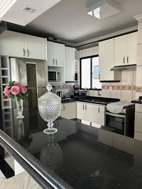 Apartamento com 3 quartos à venda e para alugar, 100m2 em Centro, Balneario Camboriu - SC - imagem 2 Foto 2 de Apartamento com 3 quartos à venda e para alugar, 100m2 em Centro, Balneario Camboriu - SC