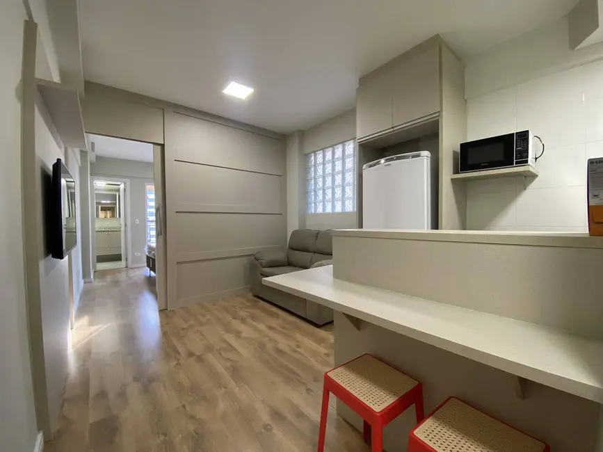 Foto 3 de Apartamento com 1 quarto à venda, 36m2 em Centro, Curitiba - PR