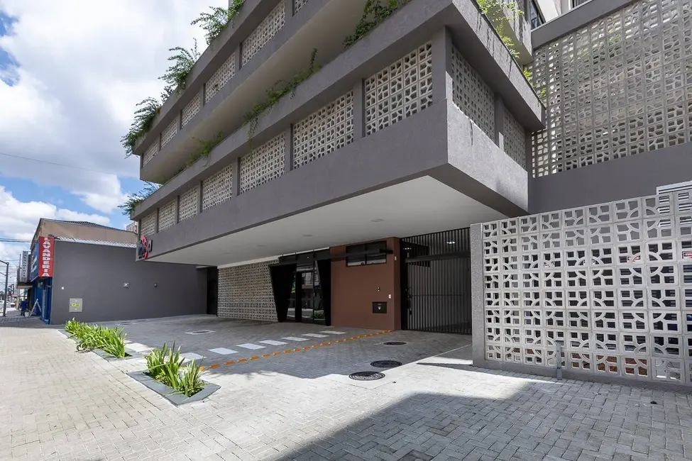 Apartamento com 1 quarto à venda, 24m2 em Centro, Curitiba - PR - imagem 2 Foto 2 de Apartamento com 1 quarto à venda, 24m2 em Centro, Curitiba - PR