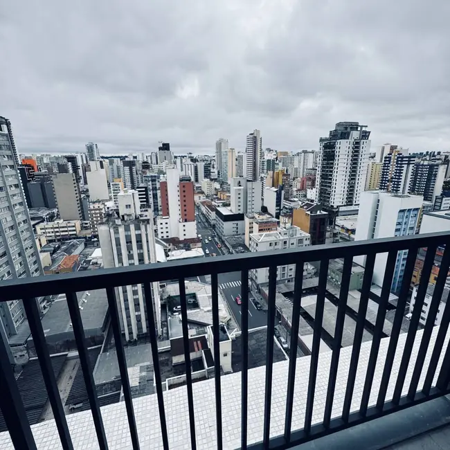 Apartamento com 1 quarto à venda, 24m2 em Centro, Curitiba - PR - imagem 3 Foto 3 de Apartamento com 1 quarto à venda, 24m2 em Centro, Curitiba - PR