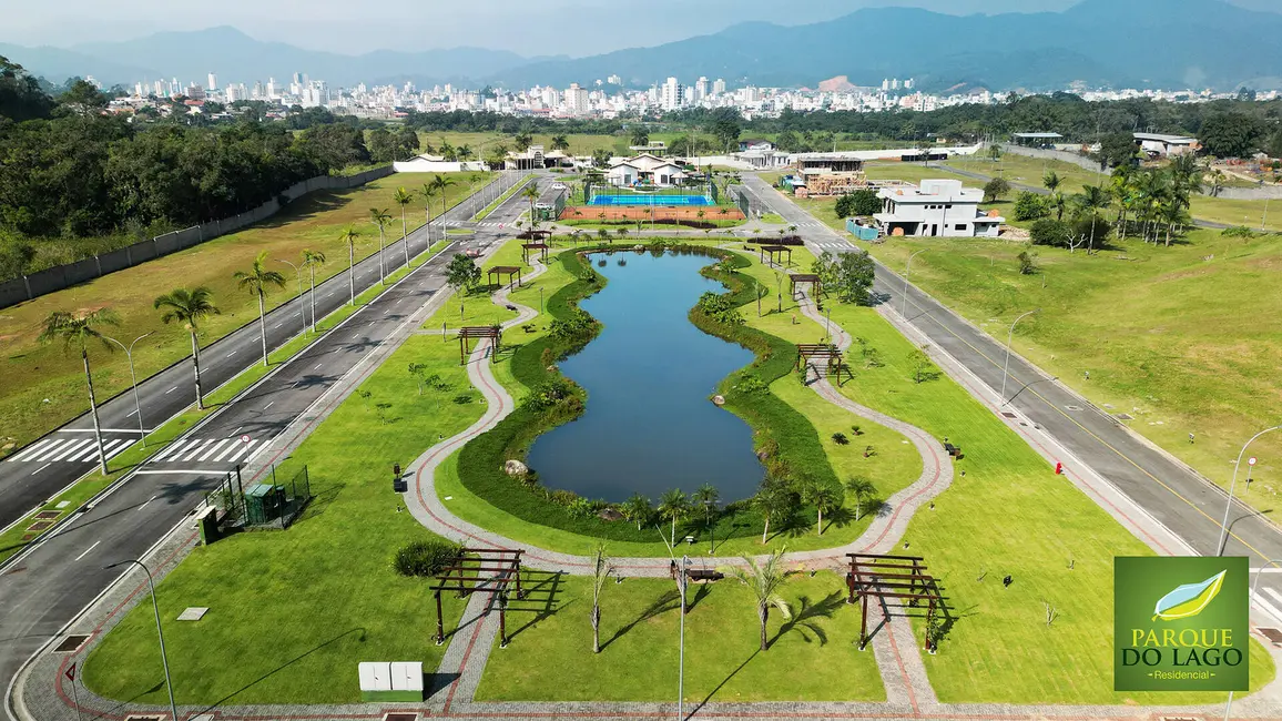 Foto 2 de Terreno / Lote à venda, 940m2 em Centro, Camboriu - SC