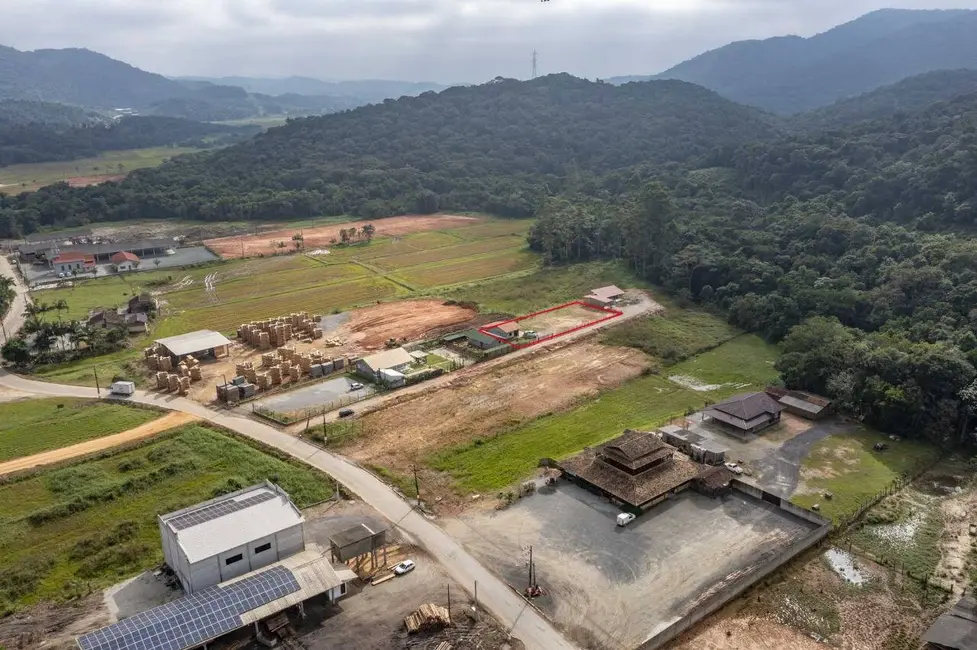 Foto 1 de Chácara com 3 quartos à venda, 1100m2 em Rio do Meio, Itajai - SC