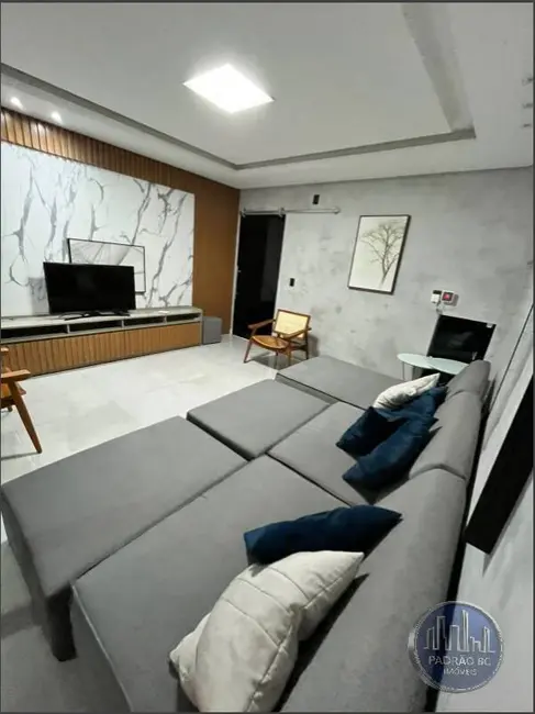 Foto 5 de Casa com 4 quartos à venda e para alugar, 300m2 em Balneario Picarras - SC