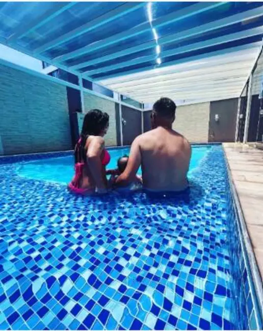 Foto 2 de Casa com 4 quartos à venda e para alugar, 300m2 em Balneario Picarras - SC