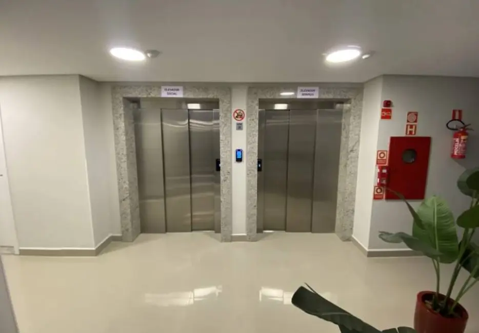 Apartamento com 1 quarto à venda, 23m2 em Centro, Curitiba - PR - imagem 9 Foto 9 de Apartamento com 1 quarto à venda, 23m2 em Centro, Curitiba - PR