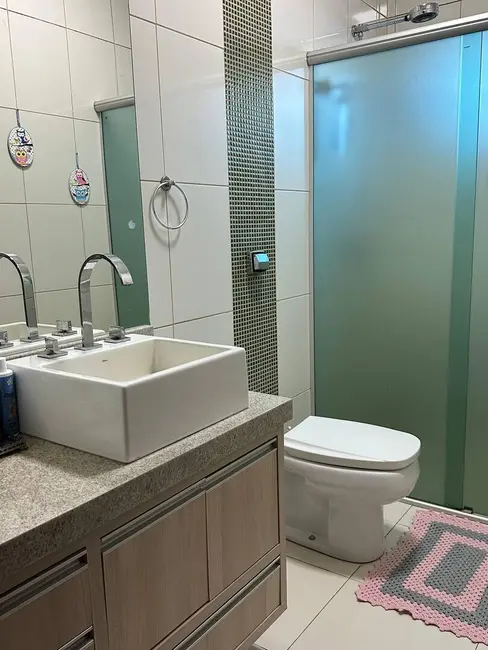 Foto 9 de Casa com 3 quartos à venda, 360m2 em Jardim Rasslem, Dourados - MS