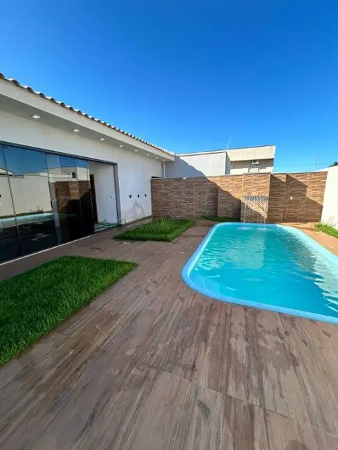 Foto 1 de Casa com 3 quartos à venda, 384m2 em Jardim Cristhais, Dourados - MS