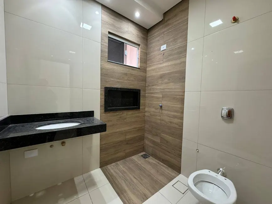 Foto 6 de Casa com 2 quartos à venda, 150m2 em Jardim Cristhais, Dourados - MS