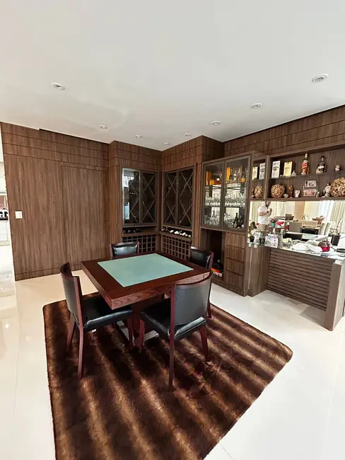 Foto 5 de Casa com 5 quartos à venda, 450m2 em Ecoville, Dourados - MS