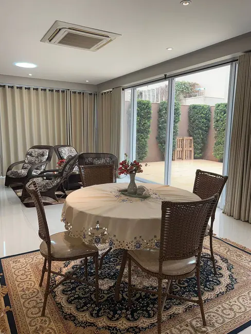 Foto 3 de Casa com 5 quartos à venda, 450m2 em Ecoville, Dourados - MS