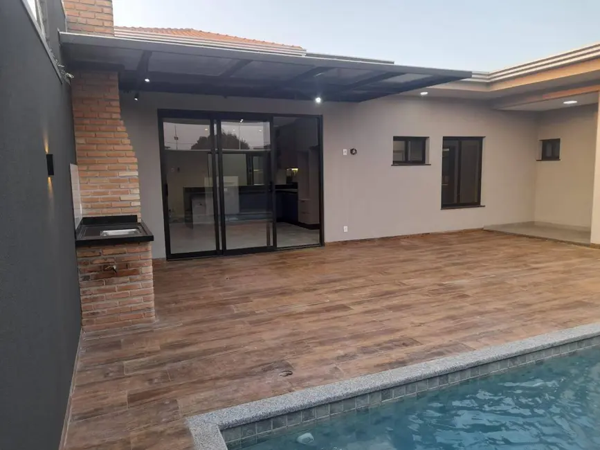 Foto 6 de Casa à venda, 360m2 em Parque Alvorada, Dourados - MS