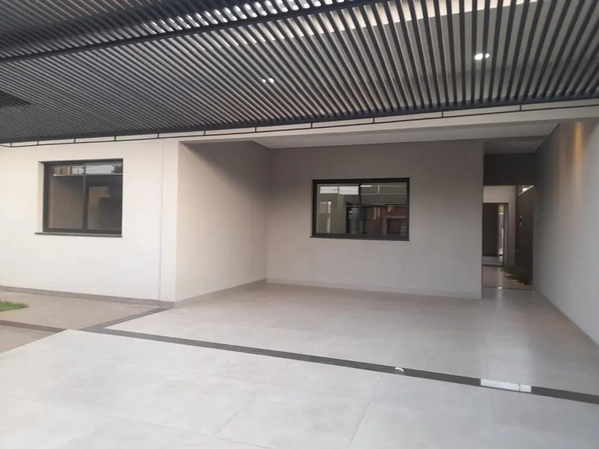Foto 2 de Casa à venda, 360m2 em Parque Alvorada, Dourados - MS