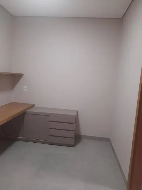 Foto 23 de Casa à venda, 360m2 em Parque Alvorada, Dourados - MS