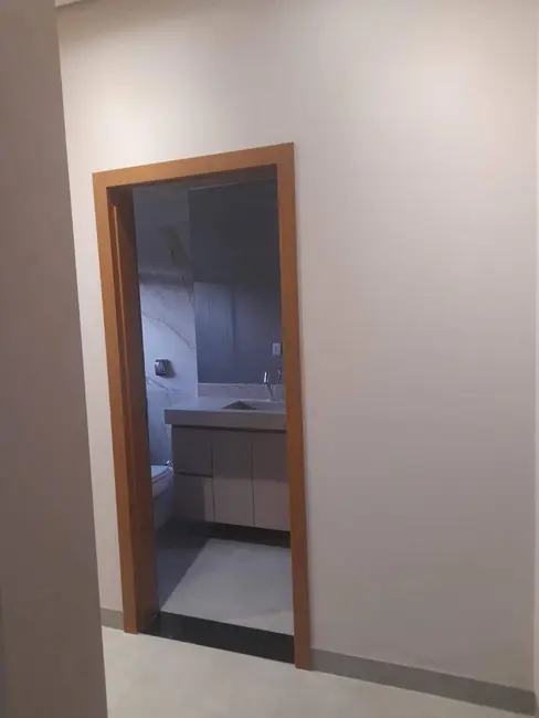 Foto 36 de Casa à venda, 360m2 em Parque Alvorada, Dourados - MS