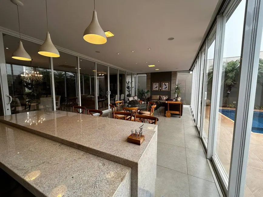 Foto 4 de Casa com 4 quartos à venda, 459m2 em Ecoville, Dourados - MS