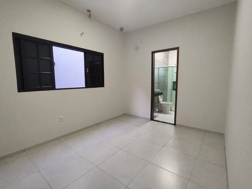 Foto 5 de Casa com 3 quartos à venda, 200m2 em Esplanada, Dourados - MS