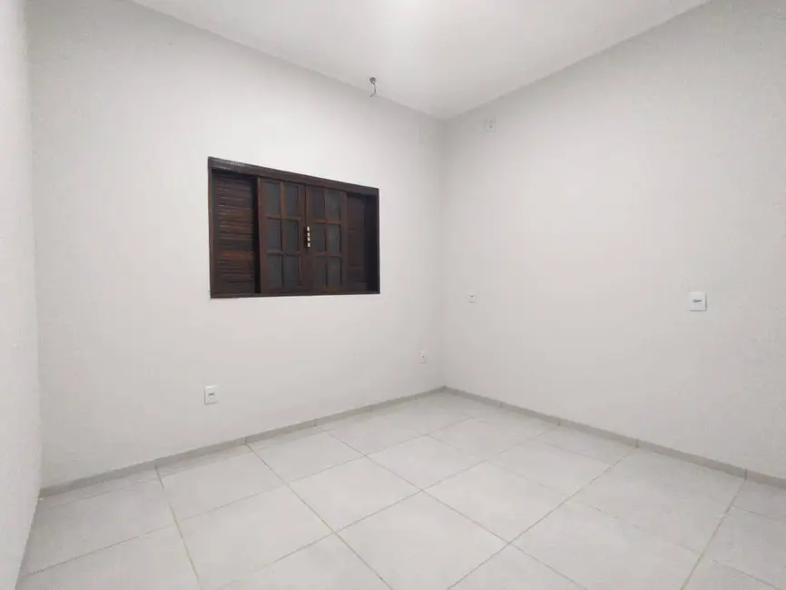 Foto 7 de Casa com 3 quartos à venda, 200m2 em Esplanada, Dourados - MS