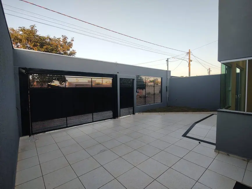 Foto 9 de Casa com 3 quartos à venda, 200m2 em Esplanada, Dourados - MS