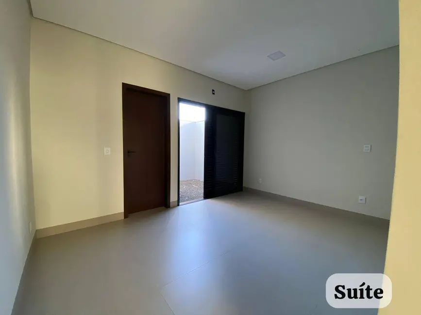 Foto 18 de Casa à venda em Santa Fé, Dourados - MS