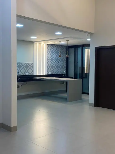 Foto 7 de Casa à venda em Santa Fé, Dourados - MS