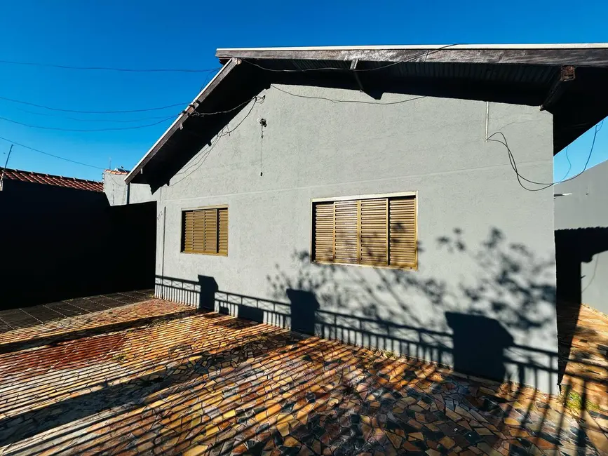 Foto 1 de Casa com 3 quartos à venda, 420m2 em Jardim Flórida, Dourados - MS