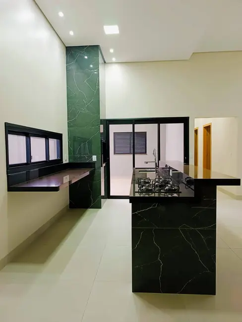 Foto 6 de Casa com 3 quartos à venda, 454m2 em Golden Park, Dourados - MS