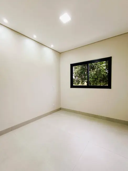 Foto 7 de Casa com 3 quartos à venda, 454m2 em Golden Park, Dourados - MS